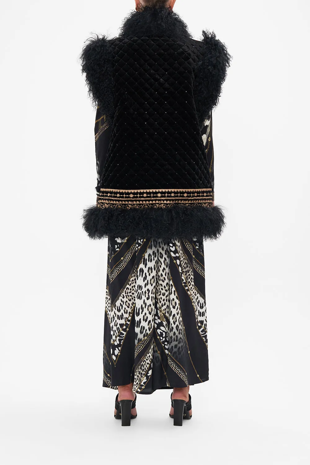 OVERSIZED FEUX FUR GILET UNTAMED ROYALTY
