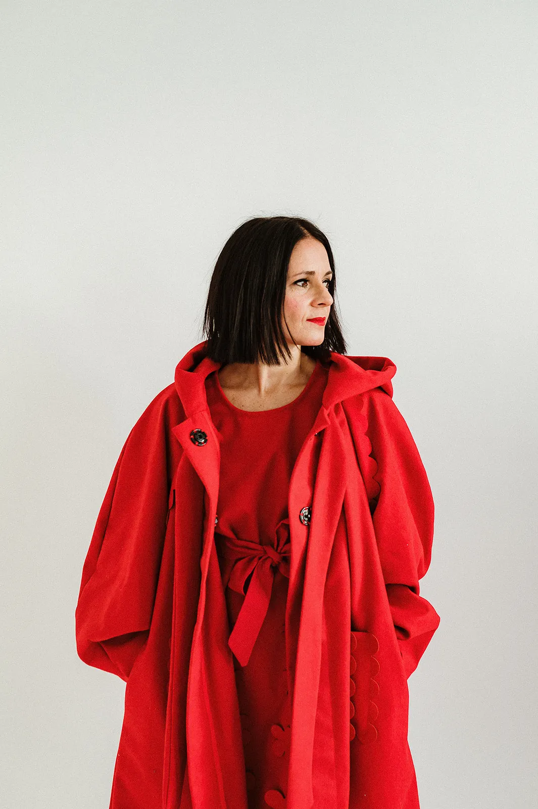 Scallop Wallis - Pleated Coat with Hood and Bow