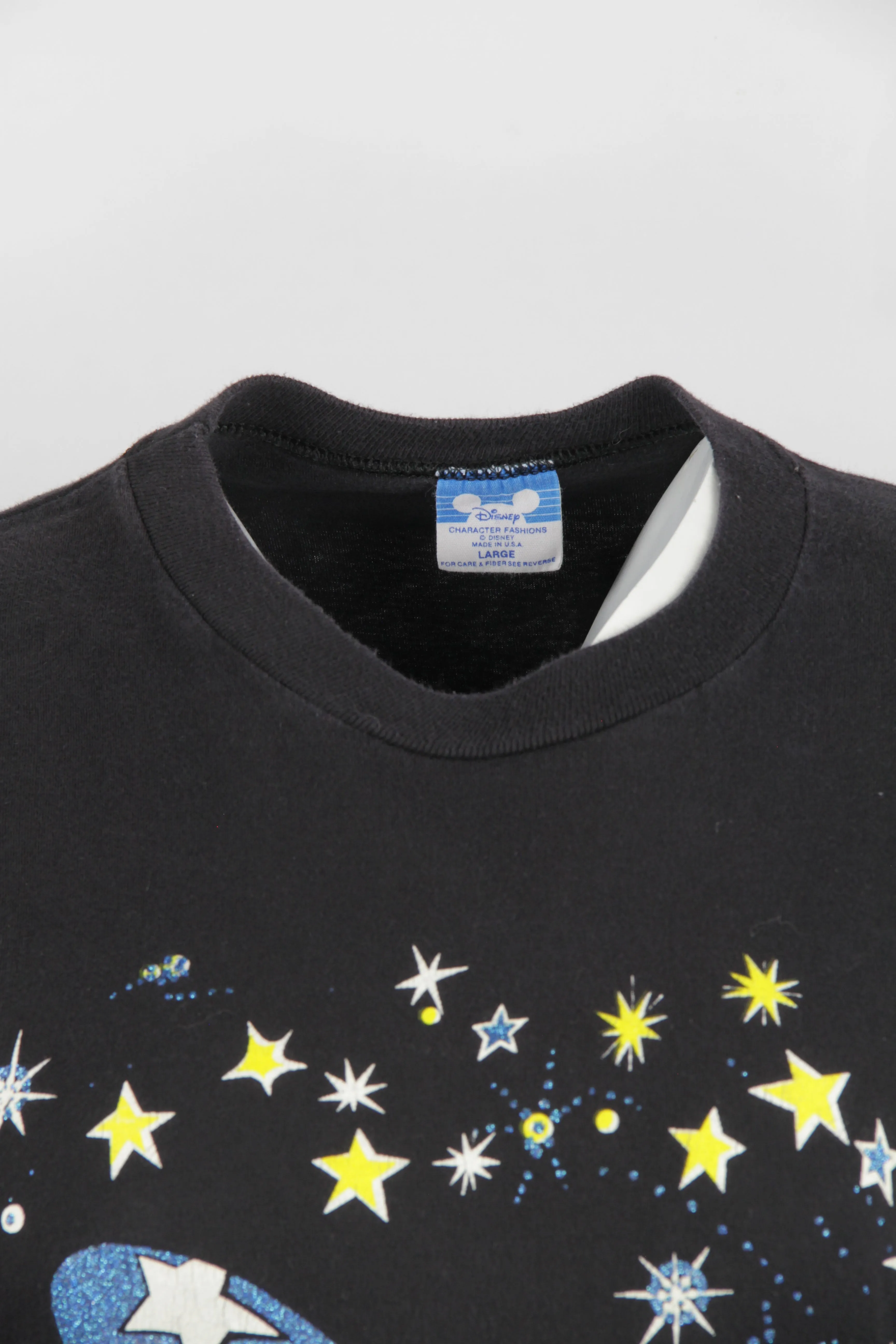 Vintage 1990 fantasia Disney t-shirt with misprinted foot - M