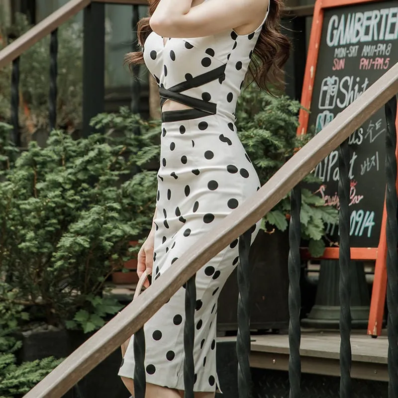 Women's Summer Sleeveless Polyester Sheath V-Neck Dress